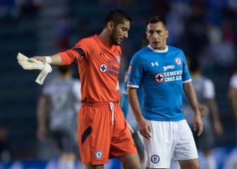 'Chaco' Giménez pide que Jesús Corona se retire en Cruz Azul