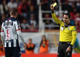 ¡Se calentaron los ánimos! El forcejeo entre Janssen y Ramos