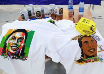 Ronaldinho, un imán para las multitudes en Cancún