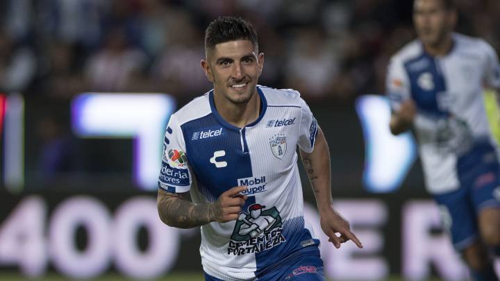 Ya es oficial: Víctor Guzmán es nuevo futbolista de Chivas