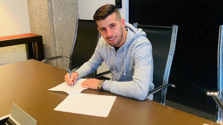 Pablo Ceppelini es nuevo futbolista de Cruz Azul