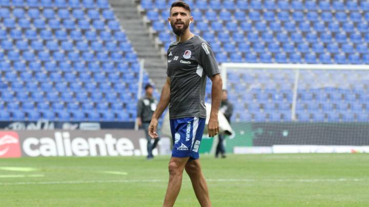 Joaquín Laso analiza ofertas de Rosario Central y Vélez