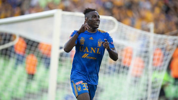 Julián Quiñones, Tigres