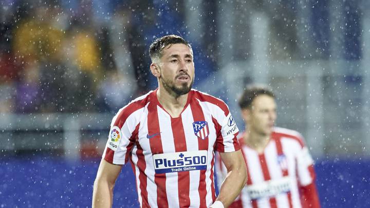Héctor Herrera: "El mexicano no sale por un tema de costos"