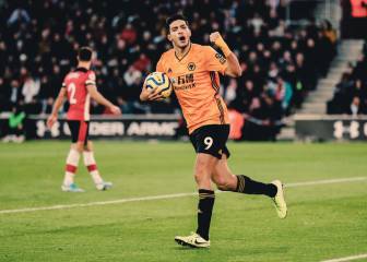 En Inglaterra ven a Jiménez como opción para el Arsenal