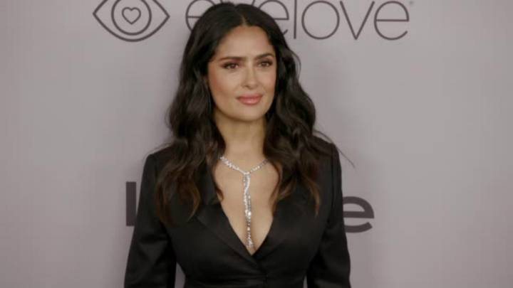 Salma Hayek pidió disculpas a sus fanáticos