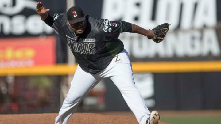 Jumbo Díaz, Toros de Tijuana
