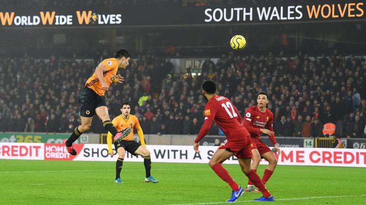 Gol de Raúl Jiménez vs Liverpool, nominado al mejor de enero