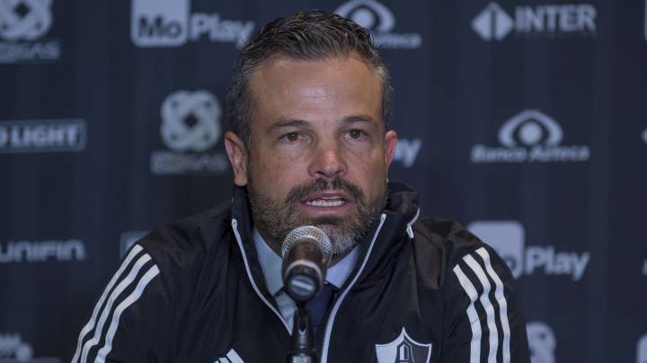 Rafael Puente: “Abróchense los cinturones, se van a divertir”