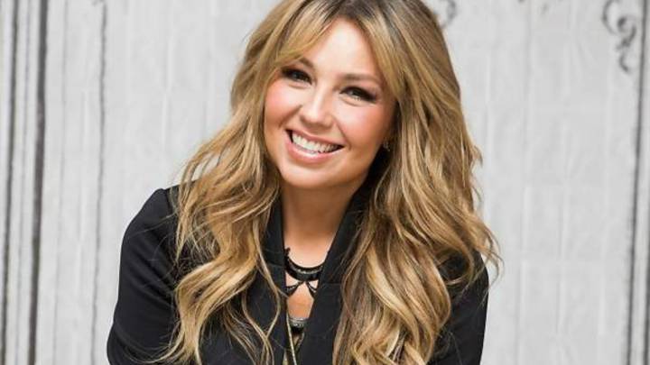 Thalía causa revuelo en redes sociales