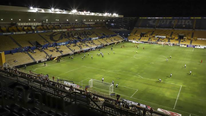 Embargan Estadio de Dorados; habría adeudos por dos meses