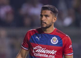 Miguel Ponce se encara y empuja a aficionado