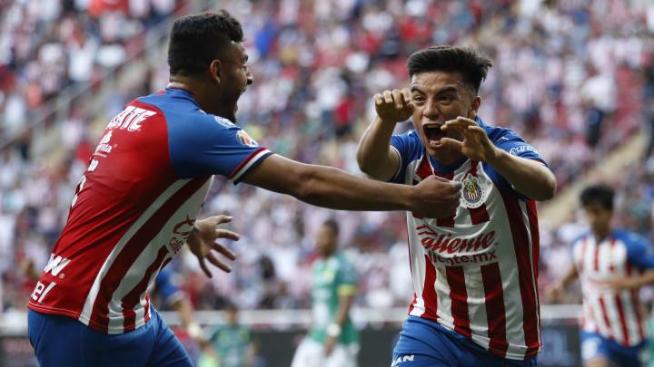 Chivas gana y se mete a zona de calificación