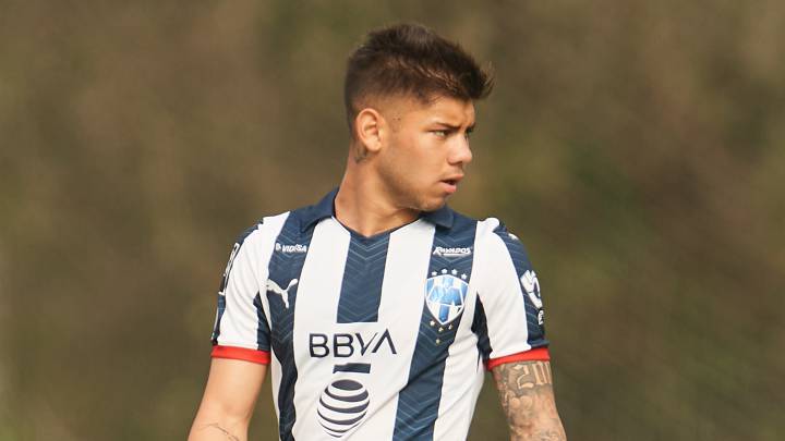 Hijo de Antonio Mohamed, contemplado ante Juárez