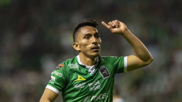 Mena confiesa que sería difícil para León que le den el título a Cruz Azul