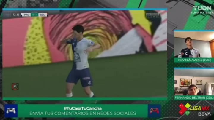 Pachuca presenta candidatura al título con goleada a Chivas