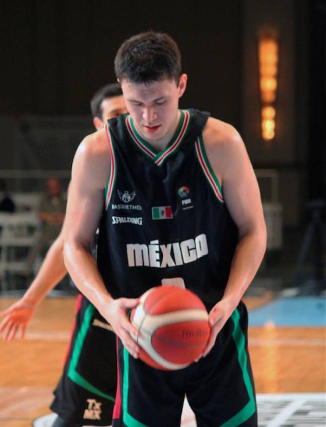 Paco Cruz, con la Selección Mexicana en las ventanas FIBA de febrero de 2020