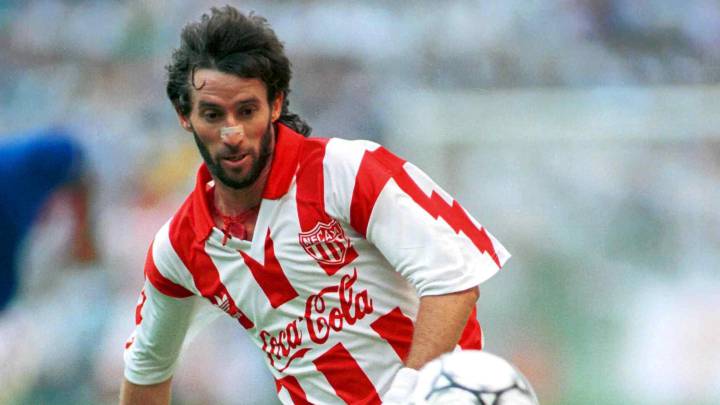 ¿Qué fue de Ivo Basay, leyenda de la época de oro de Necaxa?