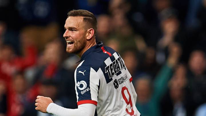 Vincent Janssen sustituirá a César Montes en la eLigaMx