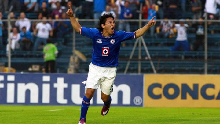 César Villaluz, Cruz Azul