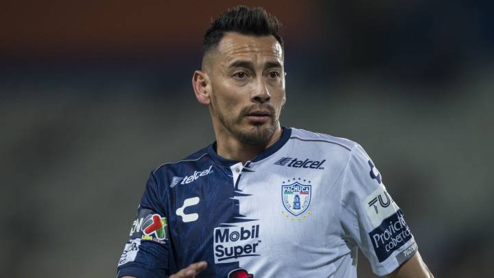 Rubens Sambueza anunció su salida del Pachuca