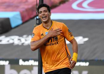 Jiménez regresó con gol a la actividad en la Premier League