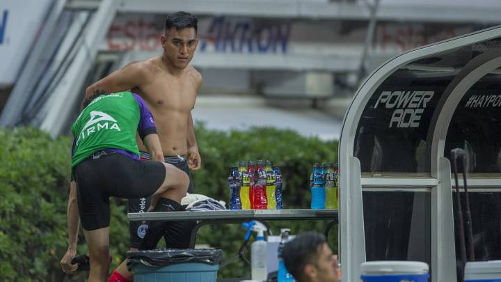 Tercer portero de Mazatlán entra al 'quite' por falta de cambios