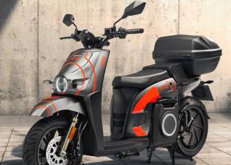 SEAT va más allá de los autos y pone a la venta su primer scooter eléctrico