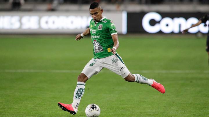 León no tiene planes de vender a William Tesillo a Boca