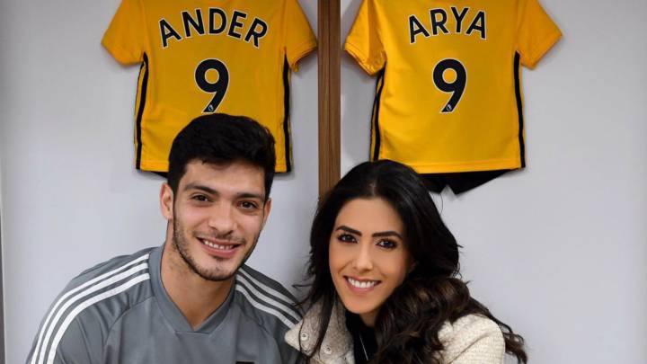 Daniela Basso, esposa de Raúl Jiménez, sale en defensa del futbolista por relato de Jorge Pietrasanta.
