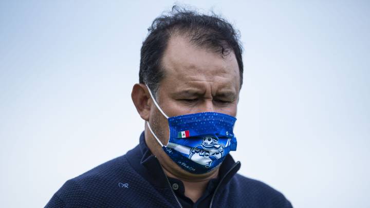 Carlos Poblete: Entenderemos las acciones que tome la Liga con Reynoso