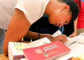Estudiantes que no se registraron en las Becas Bienestar Azteca recibirán orden de pago