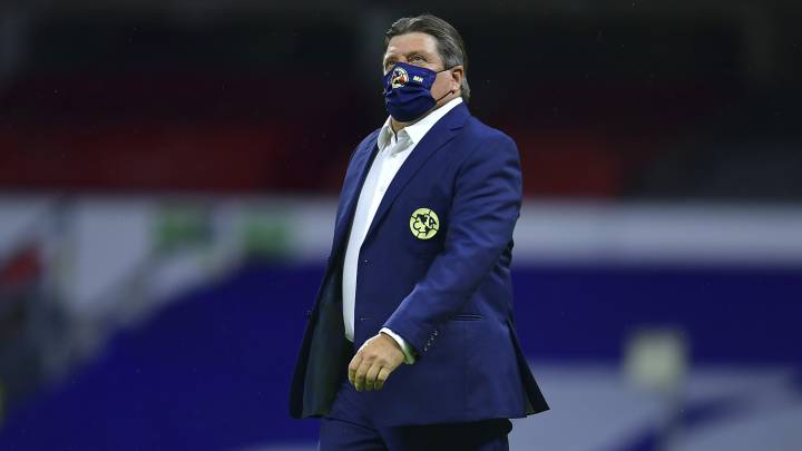 Miguel Herrera continúa con su paternidad frente a Pumas