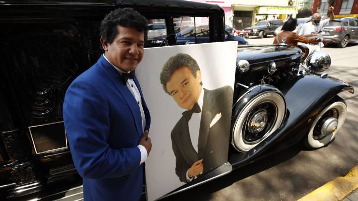 Seguidores recuerdan a José José a un año de su muerte
