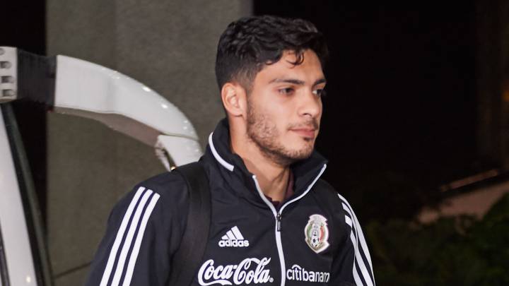 Raúl Jiménez reporta con la Selección Mexicana
