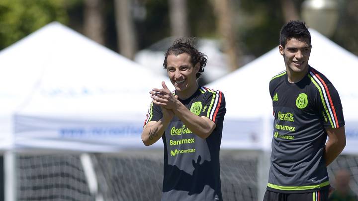 Andrés Guardado ve a Raúl Jiménez como nuevo líder de la Selección
