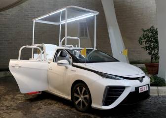El Papa Francisco tiene un nuevo papamóvil totalmente eléctrico