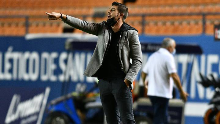 Alex Diego, cesado de Querétaro a dos fechas de concluir el Guardianes 2020