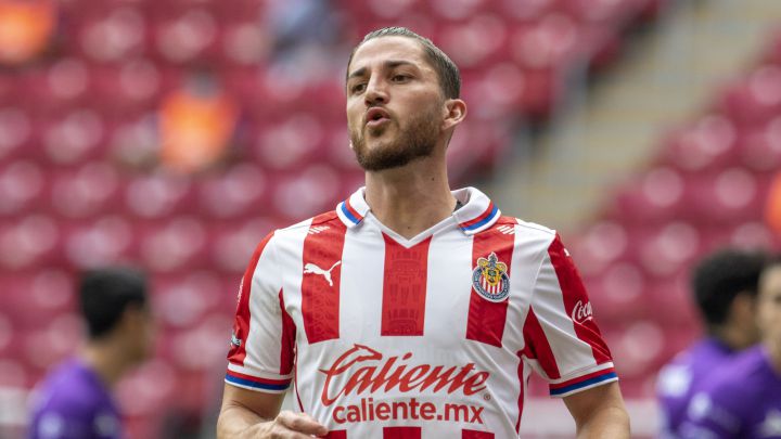 Hiram Mier: "Tengo en mi cabeza pelear el título con Chivas"