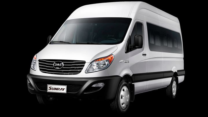 JAC amplía su gama de modelos con vehículos comerciales a diésel y eléctricos