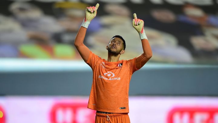 Camilo Vargas firma con Atlas hasta el año 2024