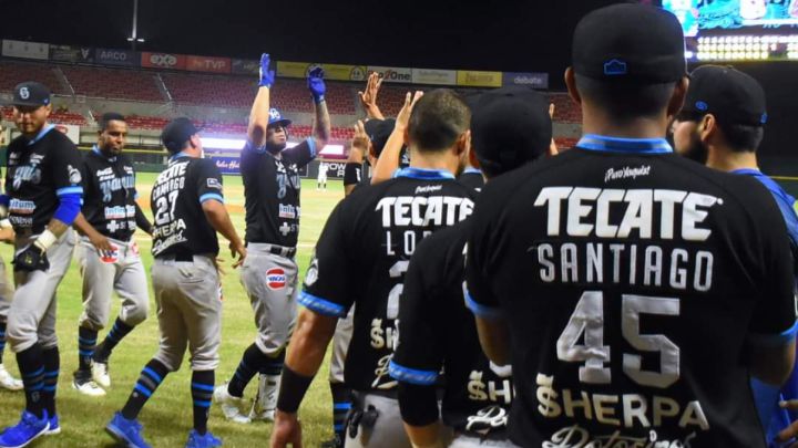 Yaquis saca la escoba y barre a los Venados en extra innings