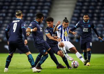 'Tecatito' es incluido en el equipo ideal de la Champions