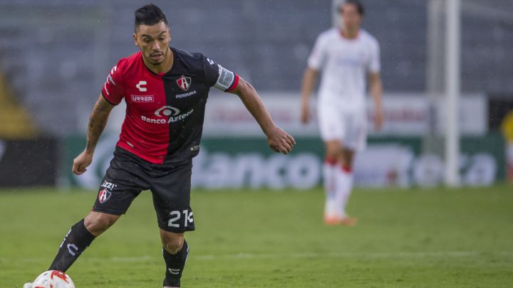 América y equipo de Caixinha buscan a Lorenzo Reyes