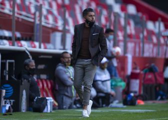 Morales inconforme con el arbitraje en el partido ante Tigres