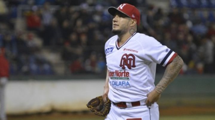 Yaquis hace ofical llegada de Velázquez, González y Guzmán
