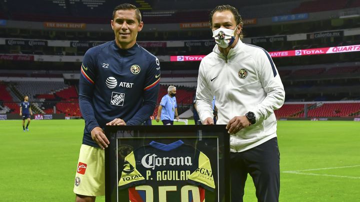 Santiago Baños desmintió a Paul Aguilar sobre su salida del América