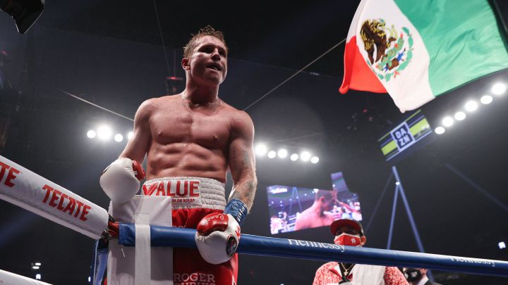 Crónica del Canelo vs Smith: WBC y WBA supermedio.