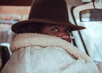 ¿Por qué vestir con una chamarra gruesa es peligroso al manejar o viajar en un automóvil?