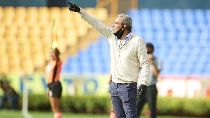 Fallece DT de Santos Femenil víctima del COVID-19